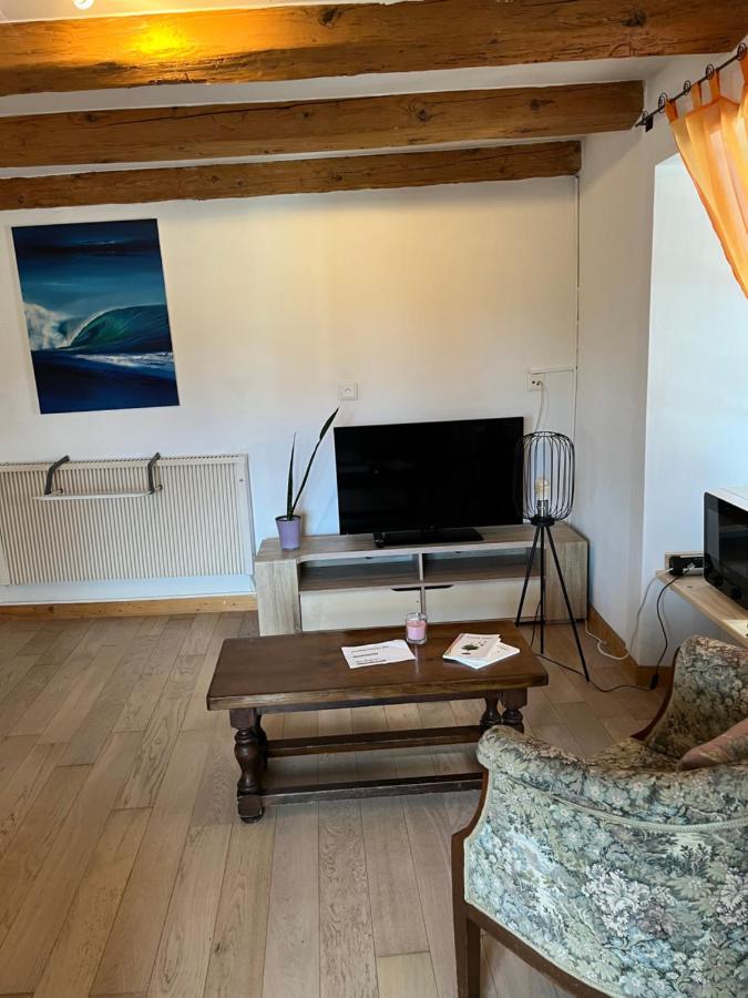Chambre Papillon Avec Acces Terasse 라 뇌브빌 외부 사진